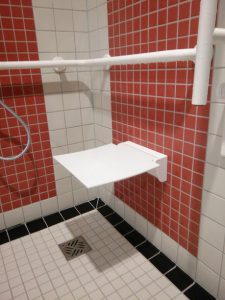 Ungepolsteter Duschsitz